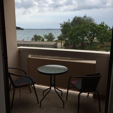 Guest House Punta Grzan Petrcane Δωμάτιο φωτογραφία