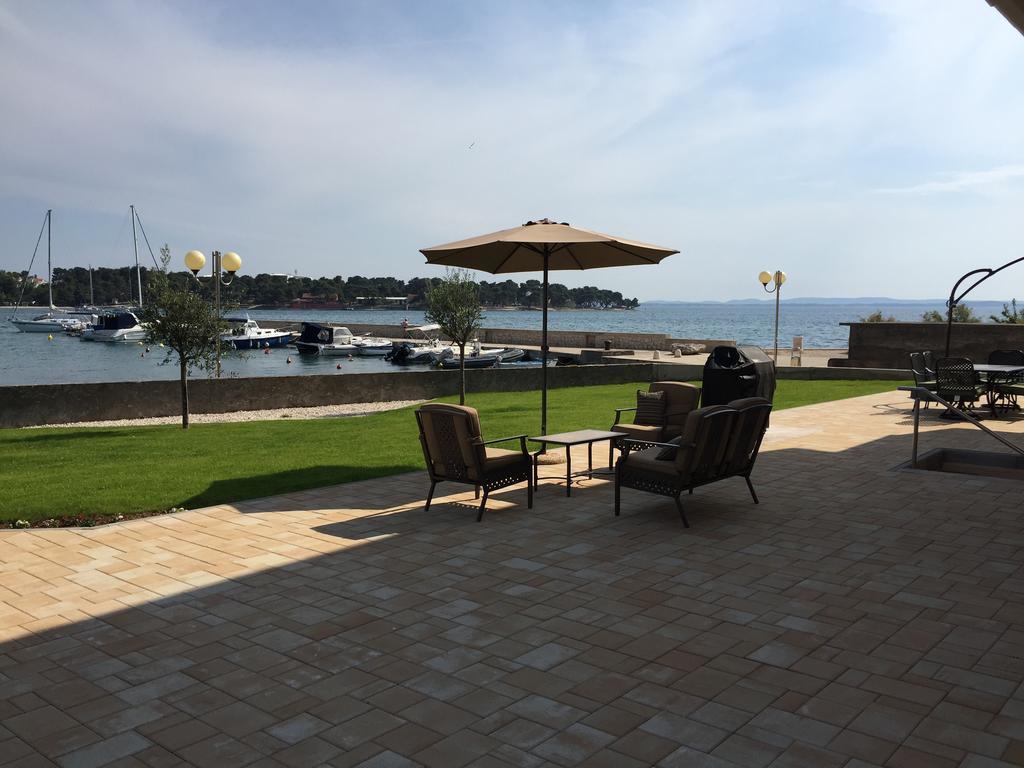 Guest House Punta Grzan Petrcane Εξωτερικό φωτογραφία