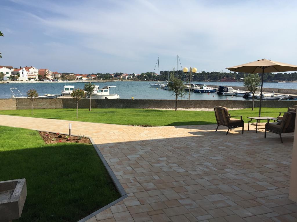 Guest House Punta Grzan Petrcane Εξωτερικό φωτογραφία